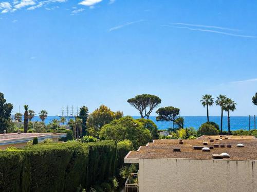 Superbes prestations terrasse piscine mer 350L
