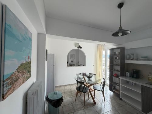 Athena's Sea View Apartment