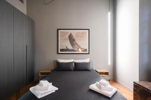 Intrho- Correnti Luxury Apartment