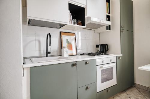 Hostmate - Milan - Volturno - Isola