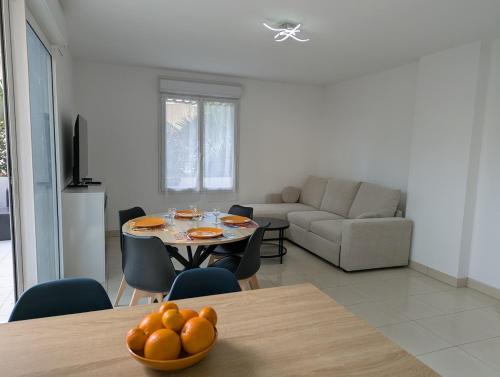 Appartement lumineux à 2 pas de la plage - Parking gratuit
