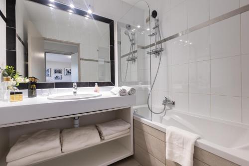 2 Room Terraced Apartment Cannes Centre