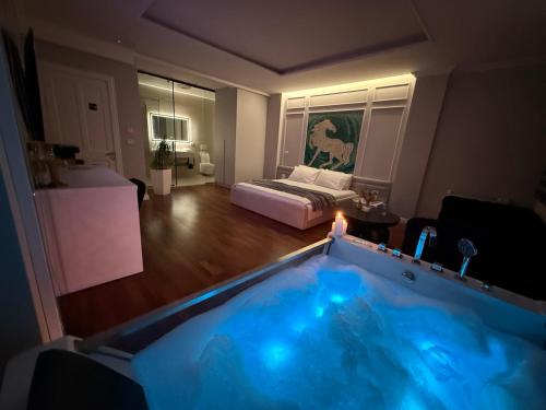 Lunarist Luxury Private Jacuzzi Suites Tirana