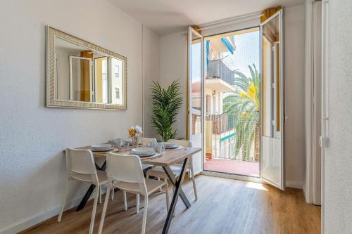 AB Poble Sec - Plaza España