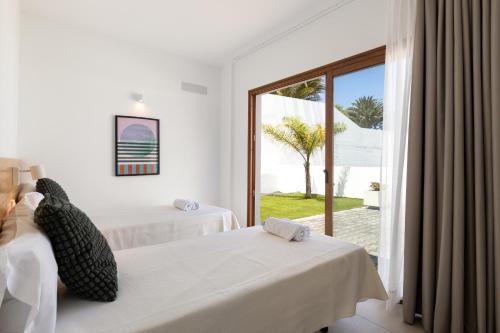 Villa Los Altos Arbea 8B by Escape Home