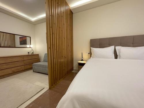 Elegant Suite Kalamaria - Parking