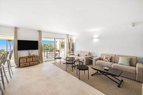 REF 2053 - Seasonal rental - Prestigious apartment on the Croisette Cannes