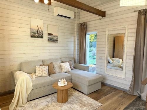 Foto Leia Kodu Cozy Apartment with private garden & parking in Rakvere 1