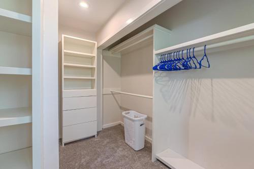 3BR Shipmaster Suite photo 30
