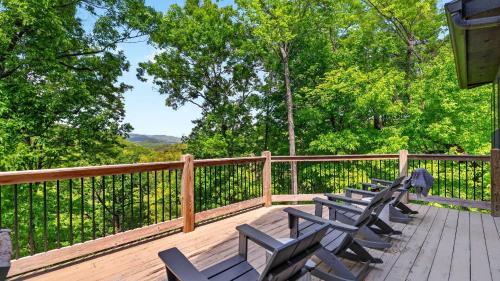 Rocking Chair Ridge by AvantStay photo 60