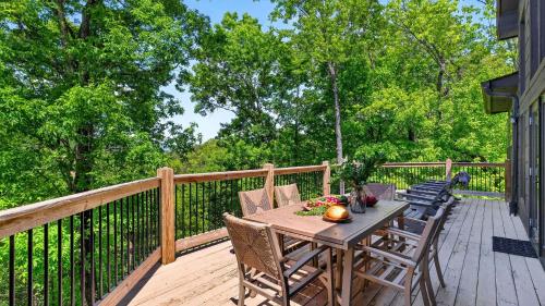 Rocking Chair Ridge by AvantStay photo 11