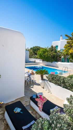 Mykonos Pearl House with Pool In the Heart of Town