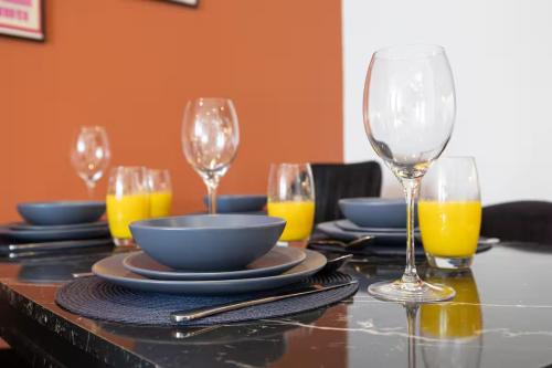 Churchill Square Views - 1 Bed Central Brighton Apartment - 400m to Beach - Sleeps 4 photo 23