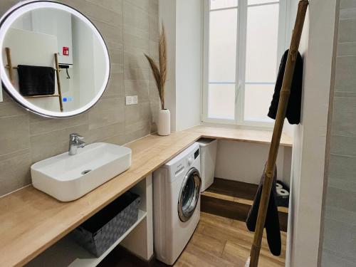 Stylish apartment, 5 min Cannes center, aircon, WiFi