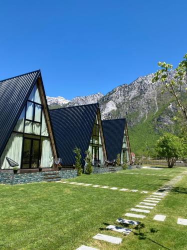 Monark Villas