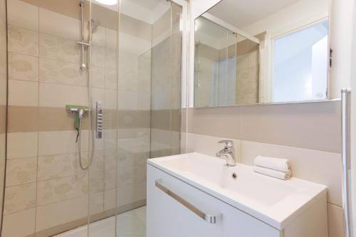 Casablanca - Duplex, 10mn du Palais&Plage, calme,clim