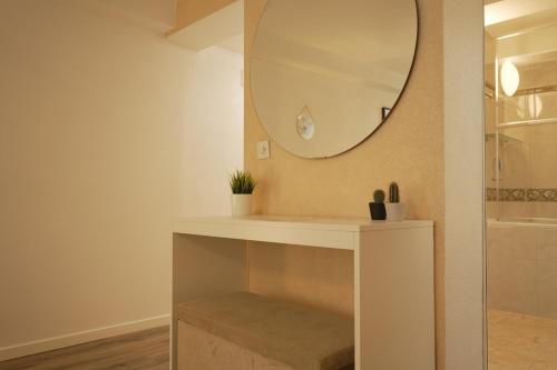 Modern Suite with Aare View - Heart of Old Town ll