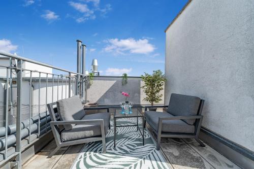 City Center Penthouse, 3 Bedrooms, 30qm Rooftop, AC