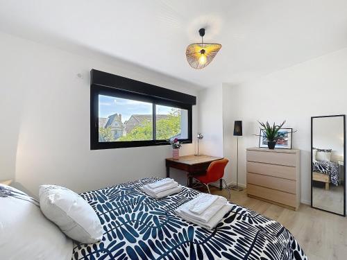 Loft rare - Jardin privatif - 2 parkings - Reims