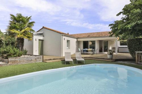 Maison de vacance avec piscine proche de la mer