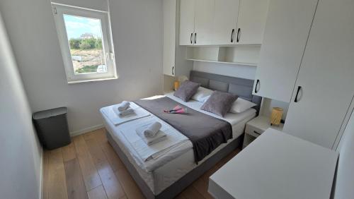Apartment Šime - cozy apartment with parking