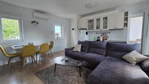 Apartment Šime - cozy apartment with parking