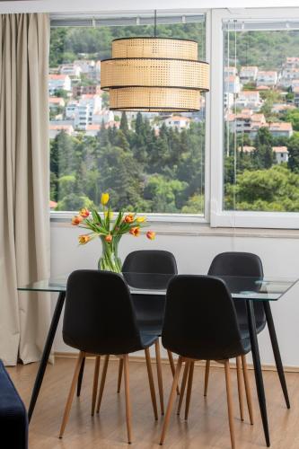 Rory apartment