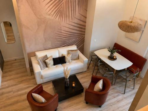 Riviera Beach, Design apartement near Croisette