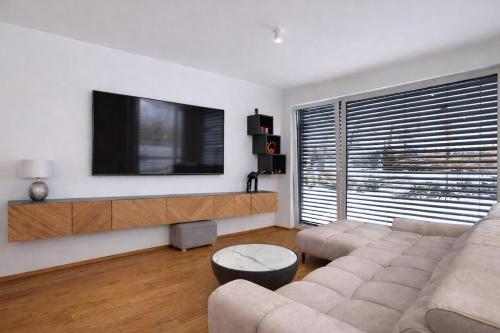 Luxury apartment with large terrace and Free EV charging