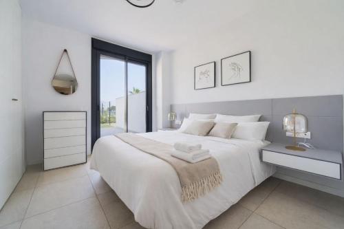 Luxury Terraza Álamos con Piscina climatizada a 5 min playa
