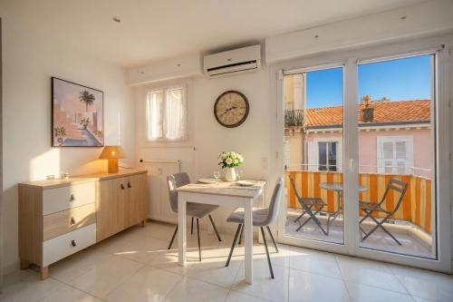 FRGK "Elegant studio CLEMENCEAU terrace WIFI HIGH-SPEED "