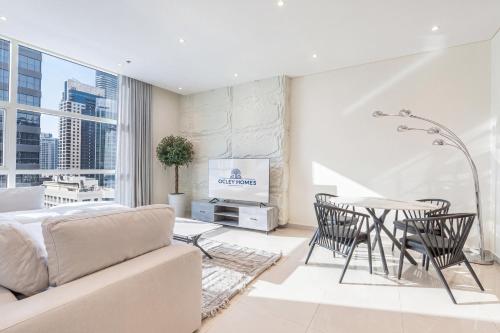 Beautiful 1BR in the Heart of Marina next to Metro