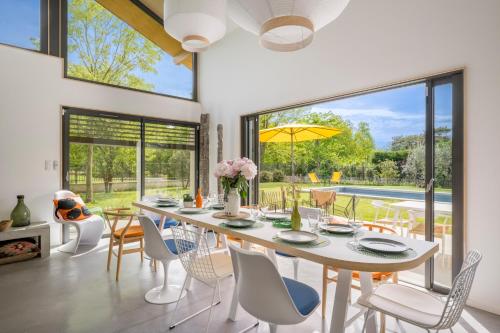 Villa prestige piscine climatisation standing Lyon Ouest