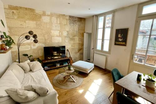 Cocoon with garden in Bordeaux