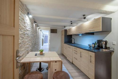 AC Apartment near Vieux-Port & Panier