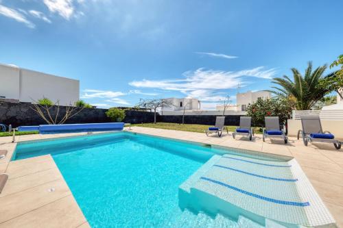 Villa Malvasia - Pool - 900M to Playa Montaña Roja By Lanzarote Vacation Homes