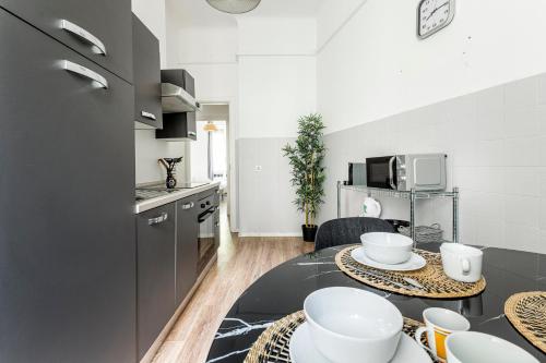 Luxury 4 bedrooms apartments Close to Duomo