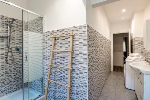 Luxury 4 bedrooms apartments Close to Duomo