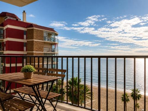 Apartamento frente al mar en Calpe con parking para 4 personas
