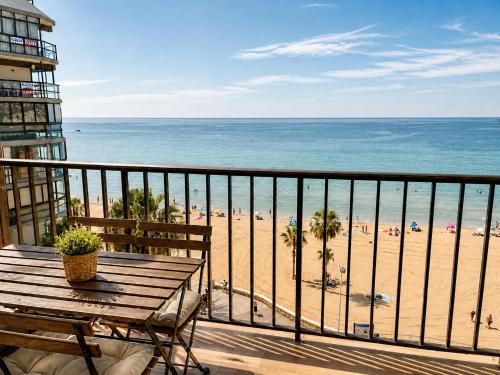 Apartamento frente al mar en Calpe con parking para 4 personas