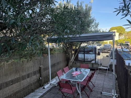 Magnifique studio double cabine aux jardins du port
