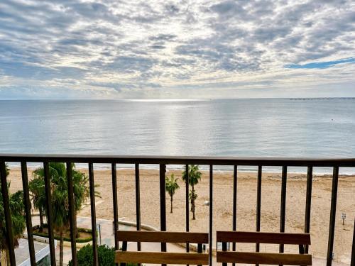 Apartamento frente al mar en Calpe con parking para 4 personas