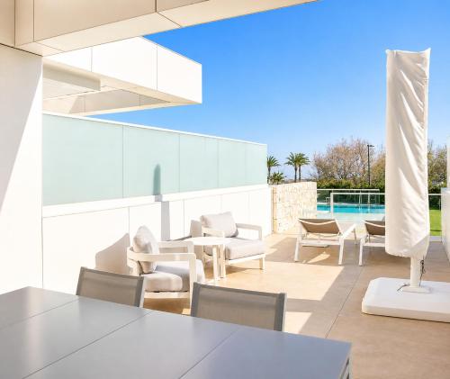 Apartamento Albamar Classico en Dénia, con piscina, vistas al mar y acceso directo la playa by Family Homes Rentals