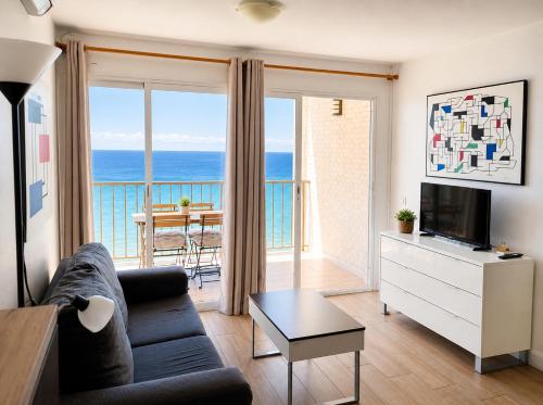Apartamento frente al mar en Calpe con parking para 4 personas