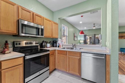 25% Off 3BR Disney Area Villa photo 14