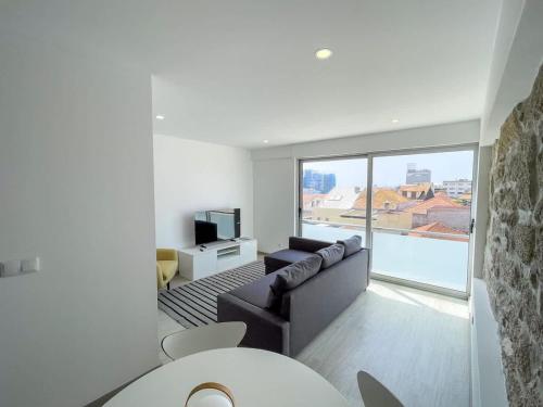 Brito Capelo T1 - 5 Guests