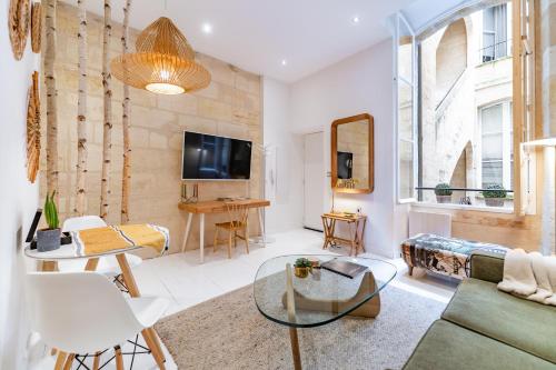 Superbe appartement Bordelais plein de charme et lumineux avec terrasse