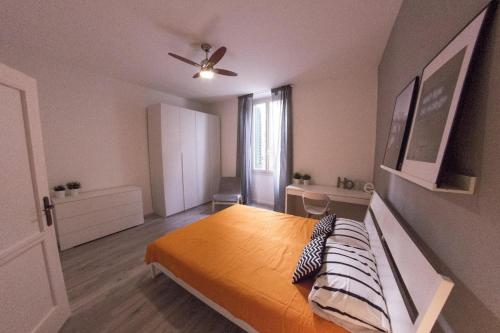UNYCA - Minimalist 3 bedroom Apartment in Florence