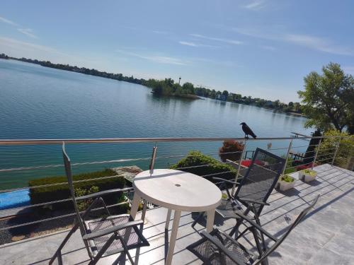 Apartmán 71 Slnečné jazerá 71, SENEC