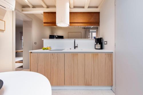 Calnova Suites